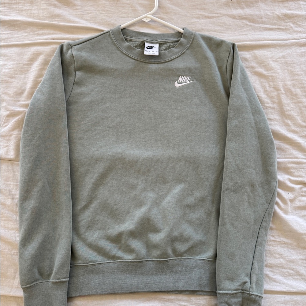 Nike Bundle!! Green Sweatshirt/Grey Sweatshirt Woman's XS